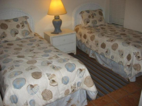 Suntide I Condos W109